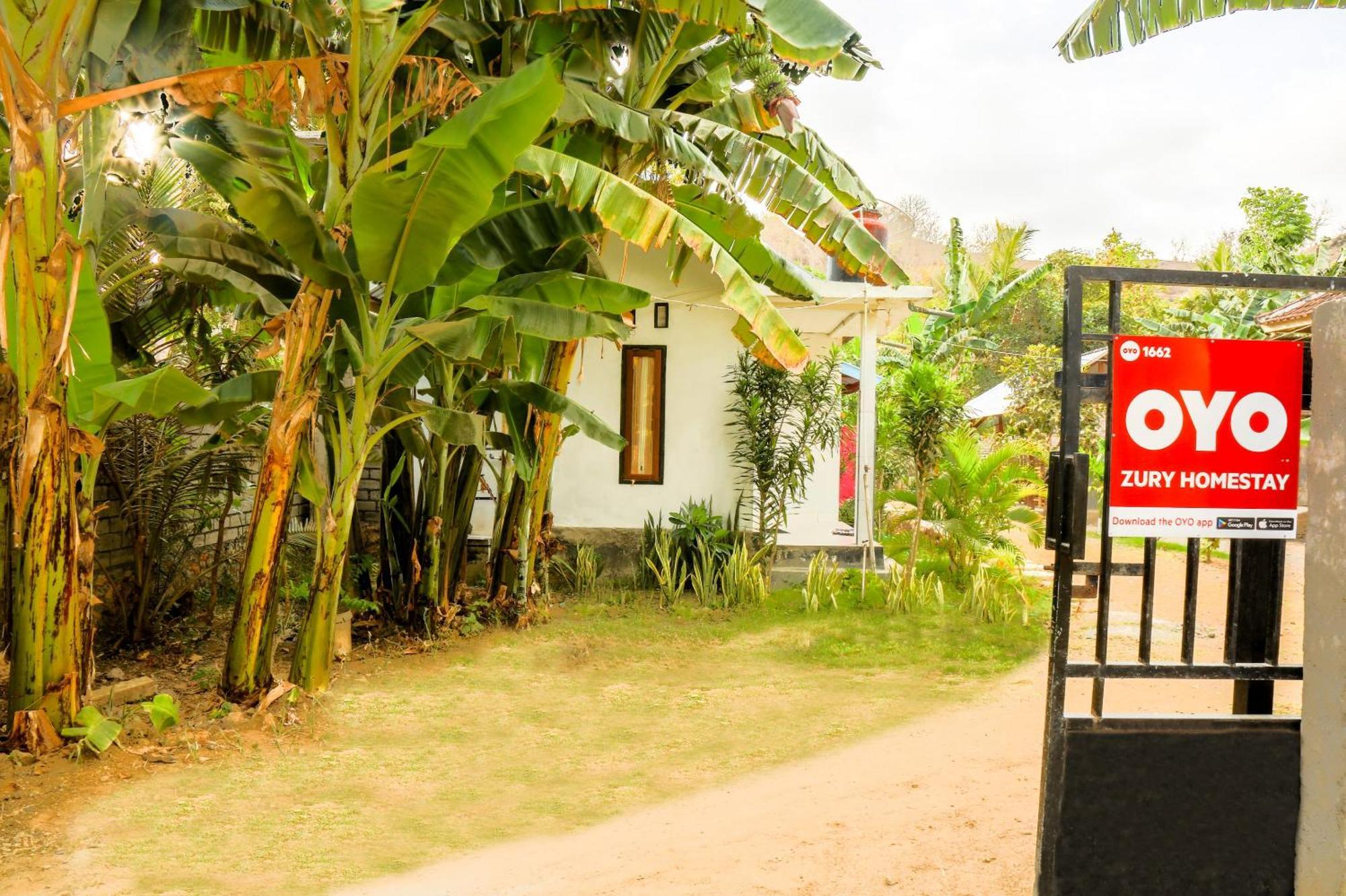 Oyo 1662 Zury Homestay Kuta (Lombok) Exterior foto