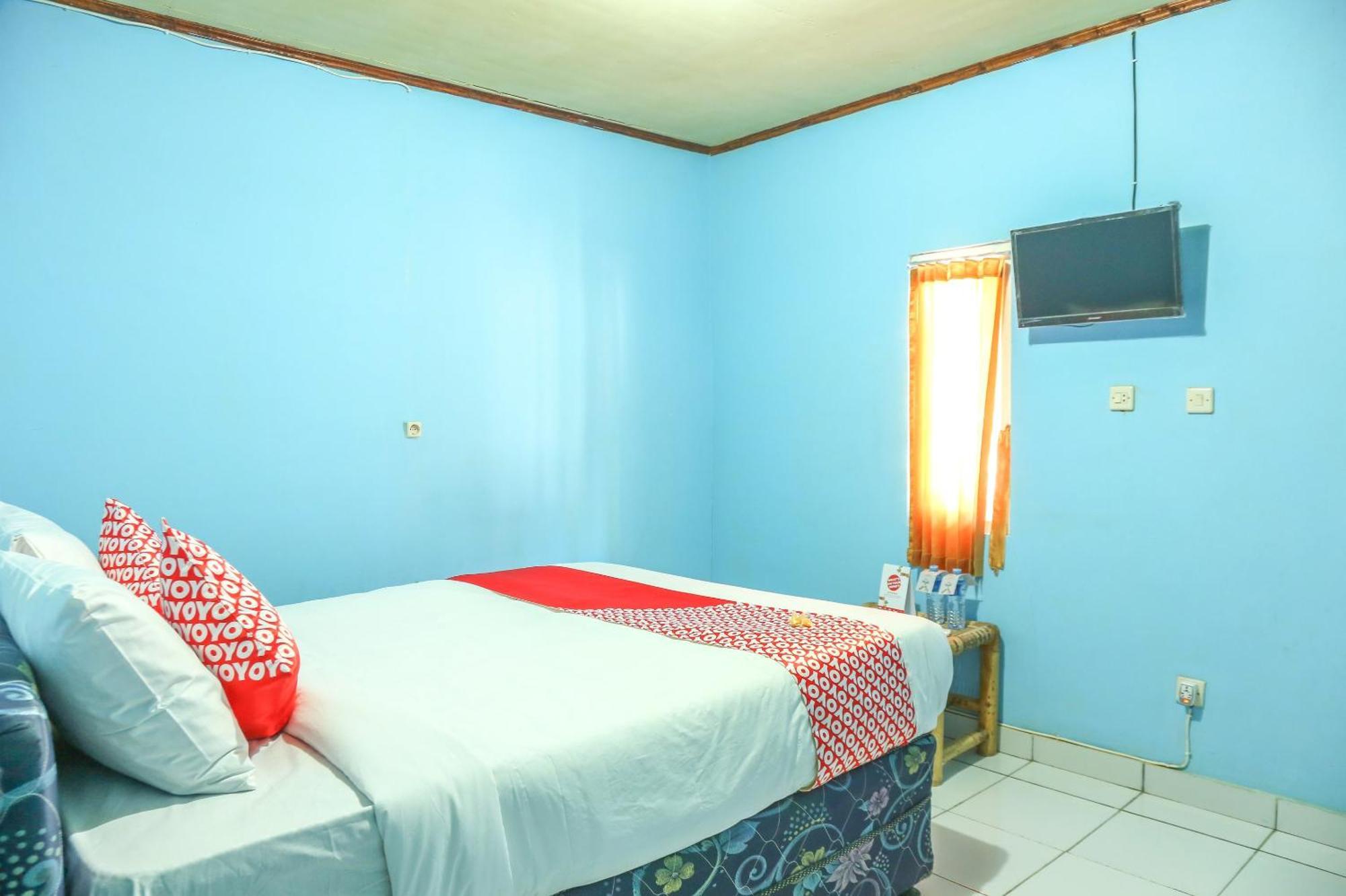 Oyo 1662 Zury Homestay Kuta (Lombok) Exterior foto